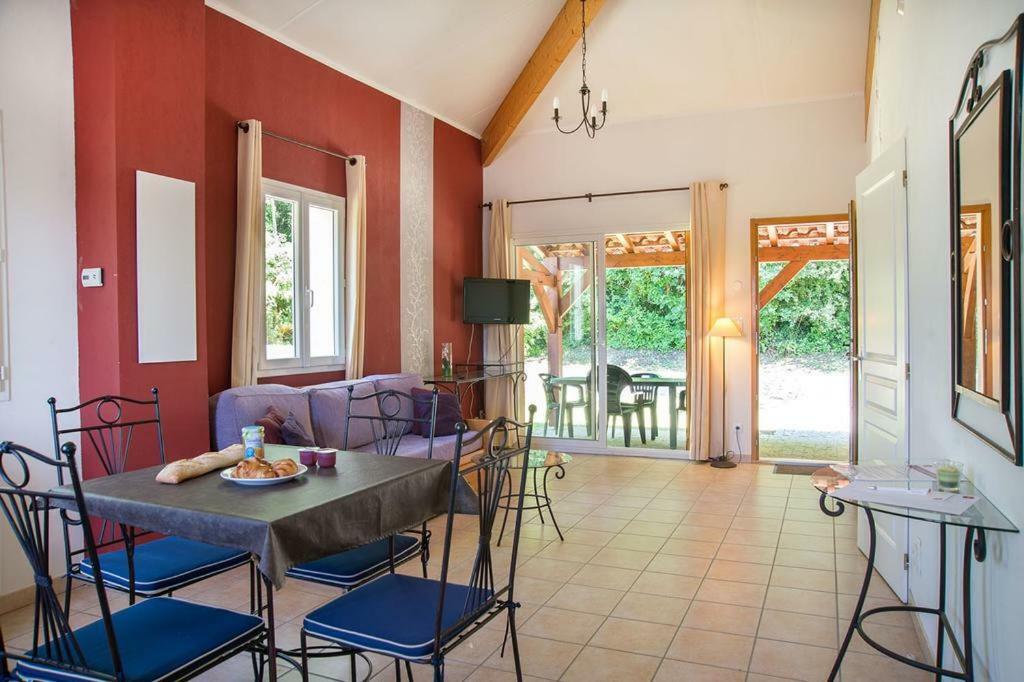 Le N4 Des Hauts De Sarlat, Clim Piscine Parking エクステリア 写真